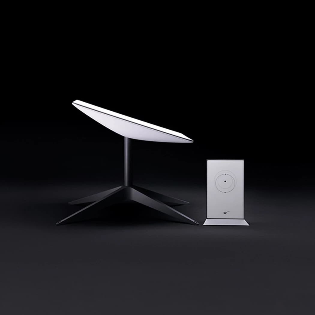 Starlink V4 Kit with router and dish on a standard base.